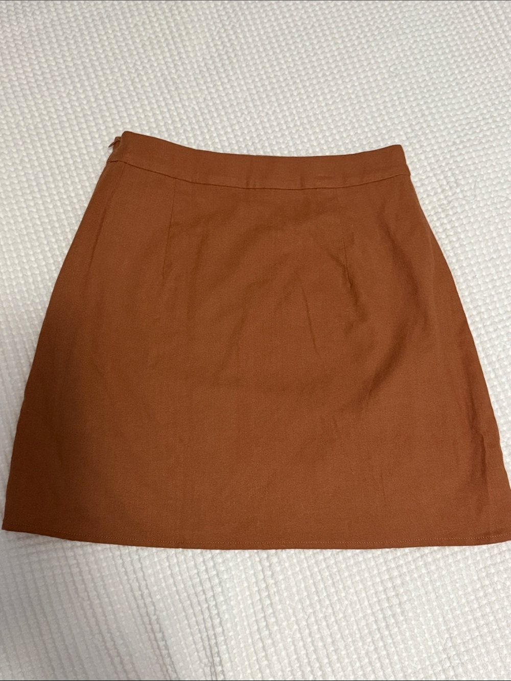 Meshki Rust Button-Front Mini Skirt - Picture 2 of 3
